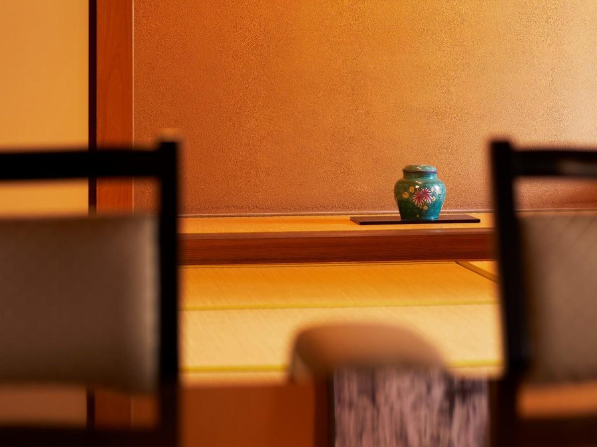 Yamatoya Honten Мацуяма Экстерьер фото